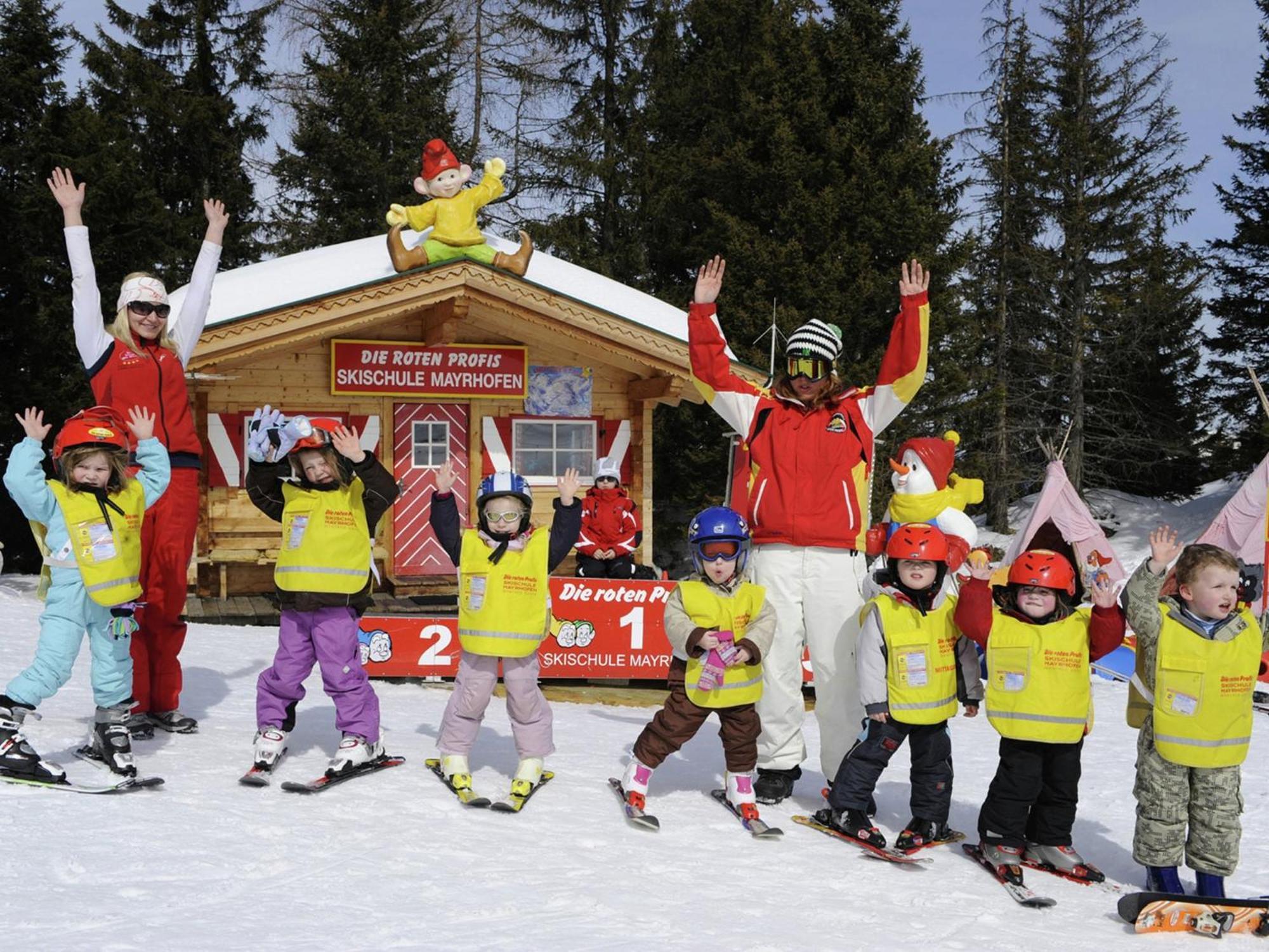 Holiday Flat Near Four Ski Lifts In Mayrhofen Exterior photo